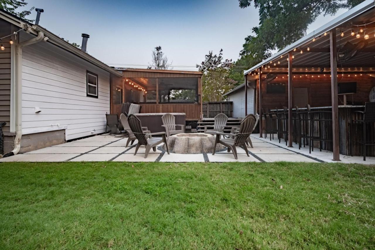 Ol Sarge Retreat Outdoor Amenities Cozy Charm Villa Bryan Exterior photo