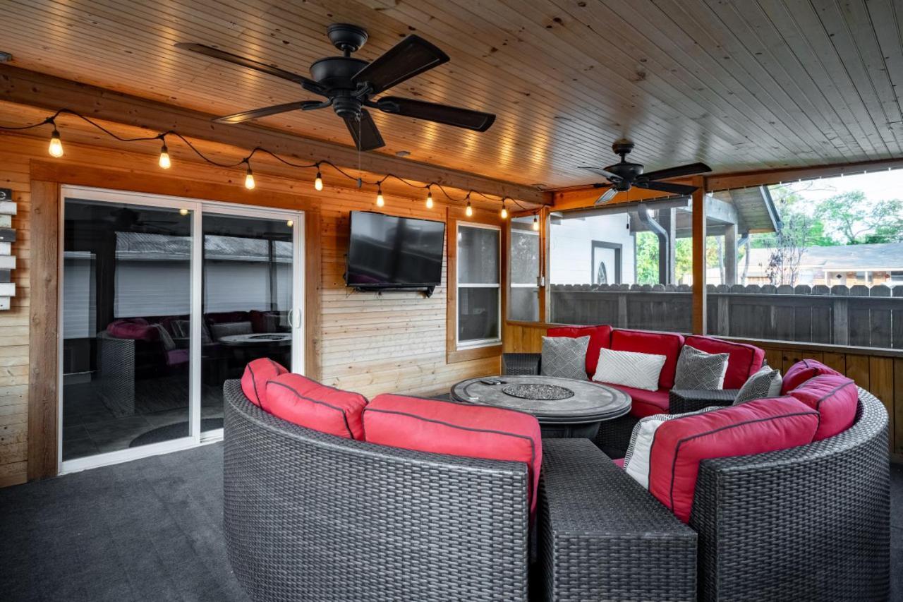 Ol Sarge Retreat Outdoor Amenities Cozy Charm Villa Bryan Exterior photo